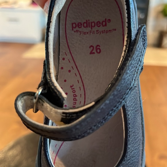 Navy Toddler Mary Janes, Pediped, Size 9/9.5 - Picture 10 of 11